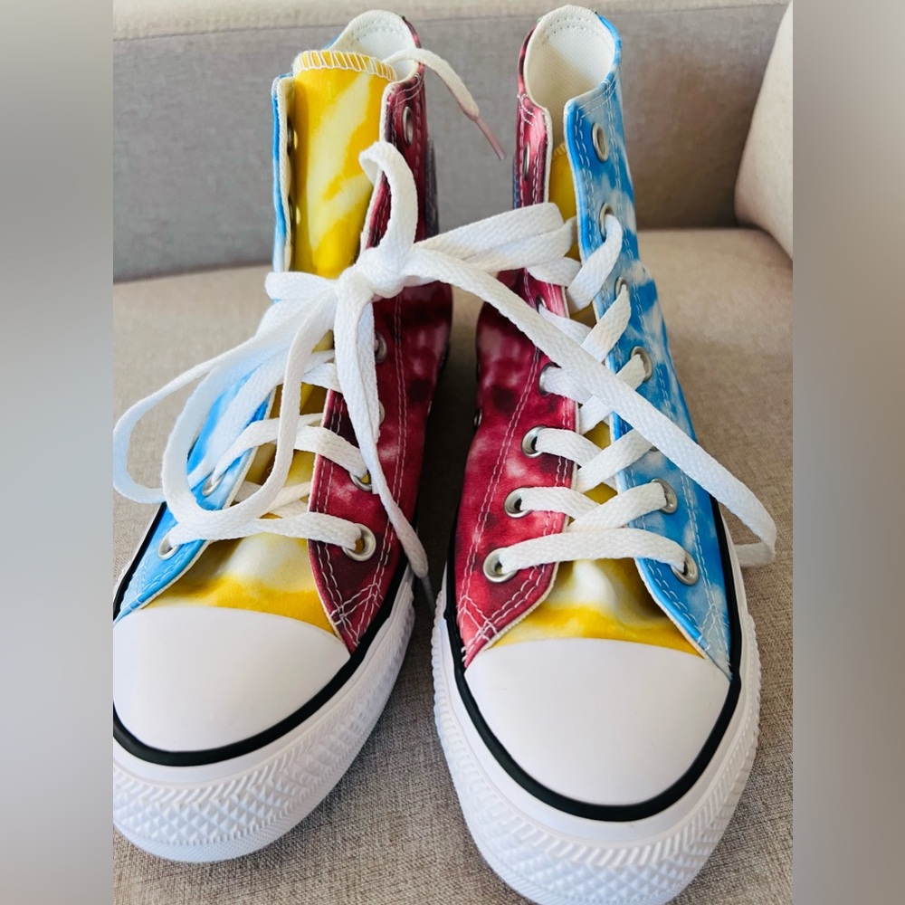 New Chuck Taylor Tie Dye Converse